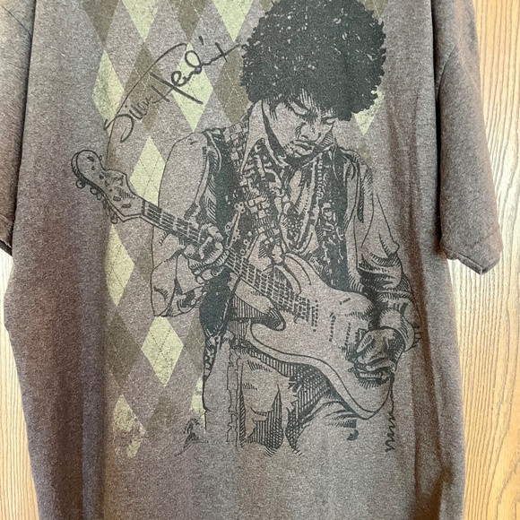 MENS 2XL JIMI HENDRIX BAND T-SHIRT BROWN ARGYLE PATTERN WITH 2007 JIMI ON GUITAR - Picture 2 of 3